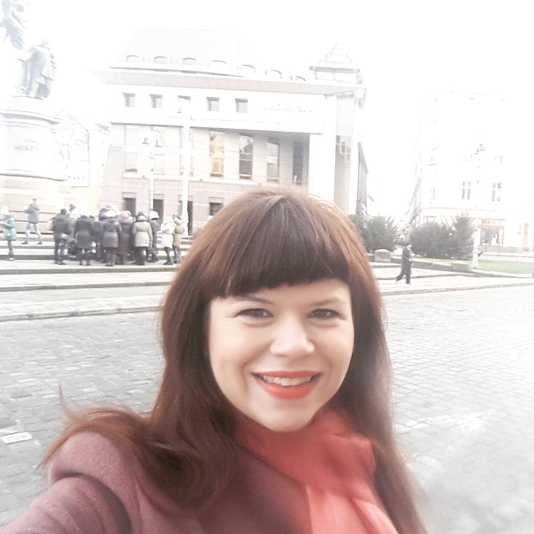 Чудовий грудневий львв з весняною погодою  новорчним настром в н