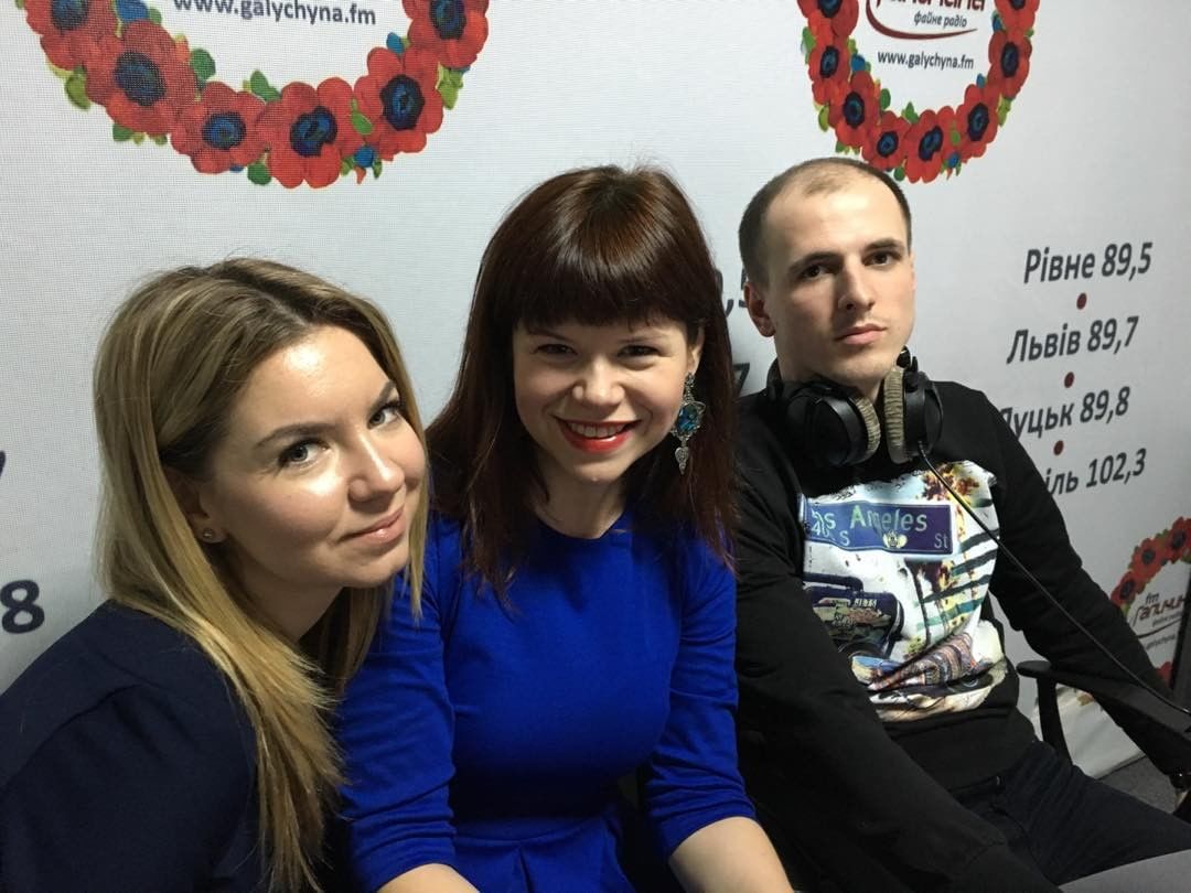 150217 в прямому ефр  радо fm галичина ми та 5 000 000 наших слухачв прибо