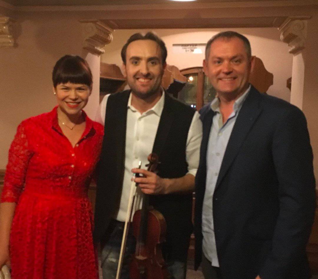 Я вдбила соб долон вд оплескв у зал льввсько опери