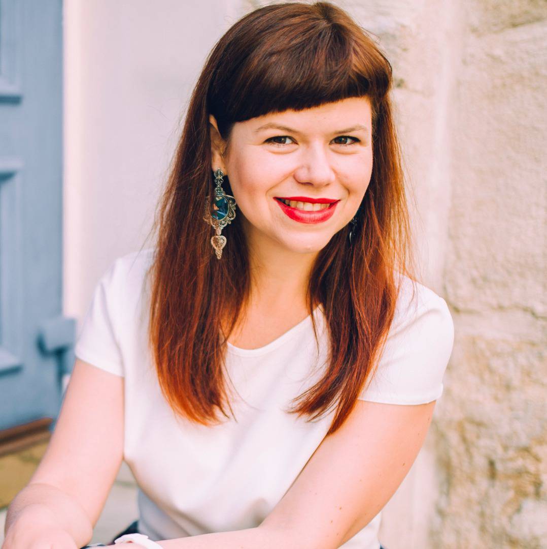 Дорога жнка нколи не буде робити те що й навязують