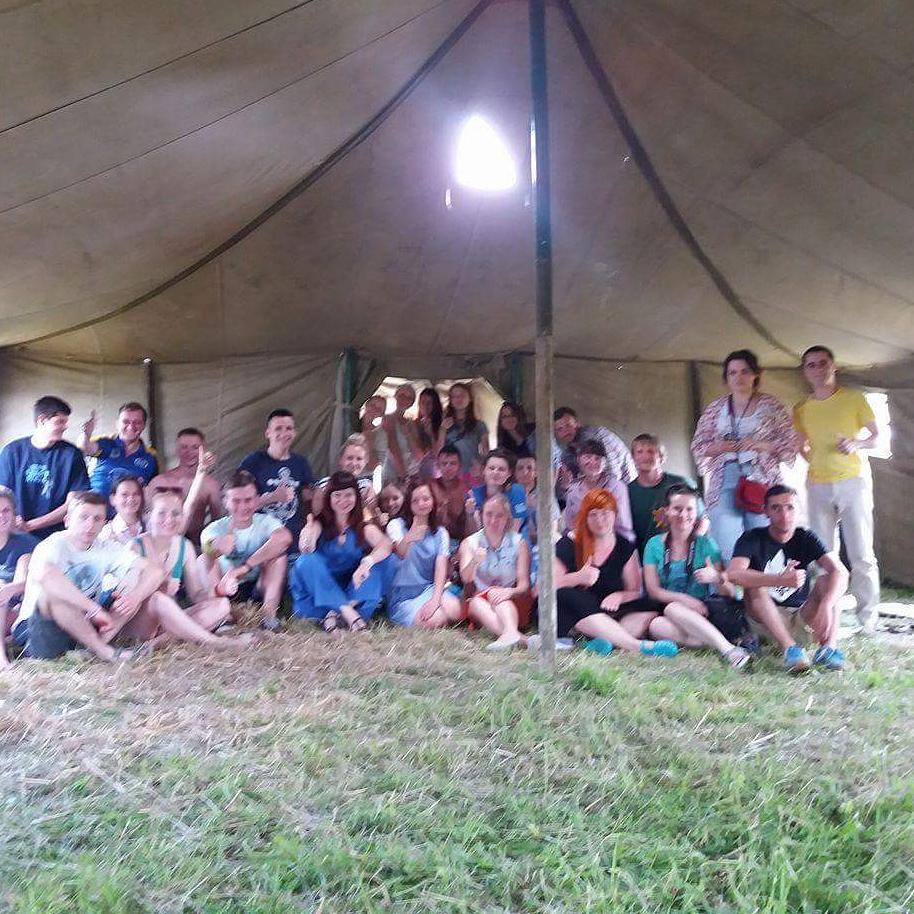 В намет на берез озера я не виступала нколи