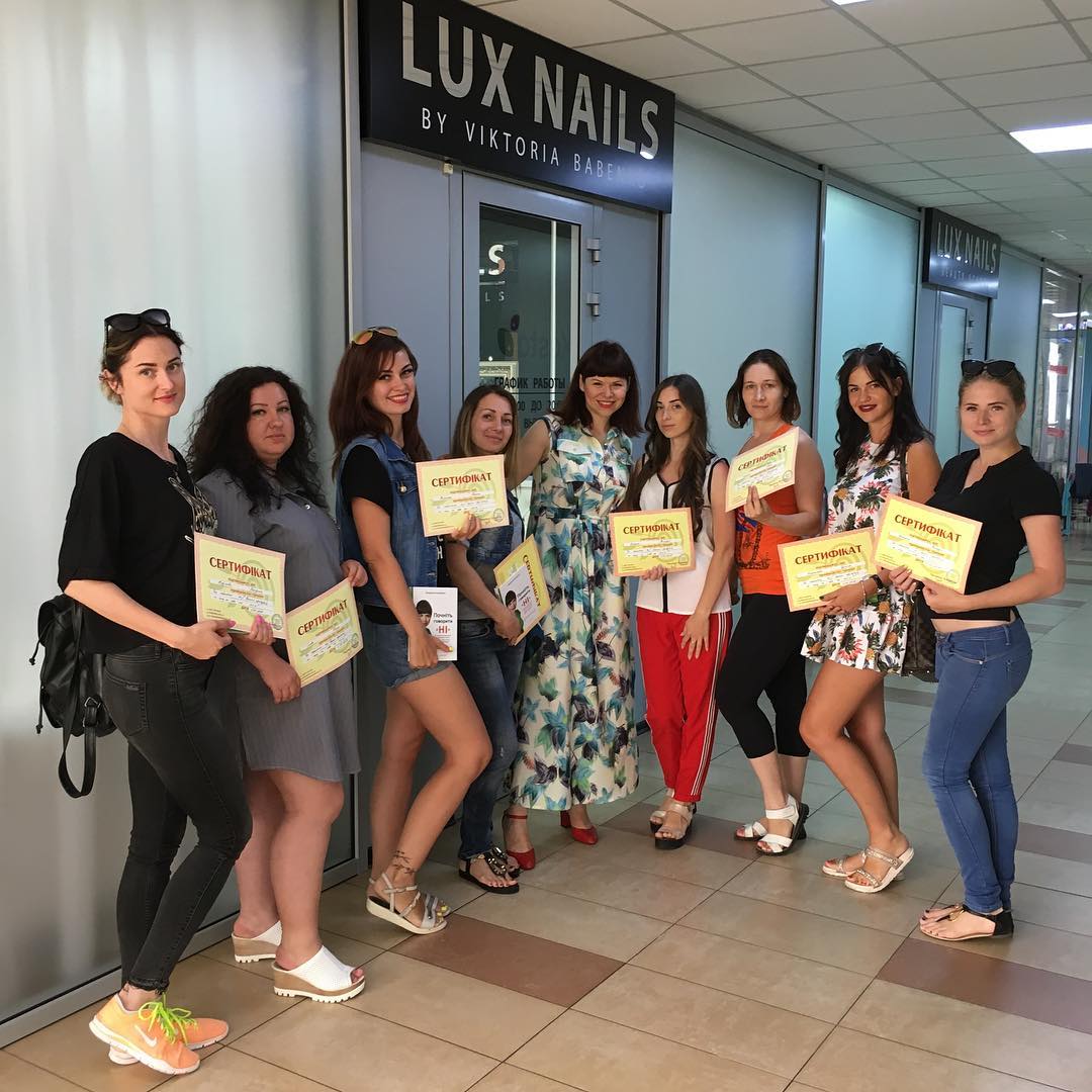 Уроки нескромност та заробляння хороших грошей  основн де мого т