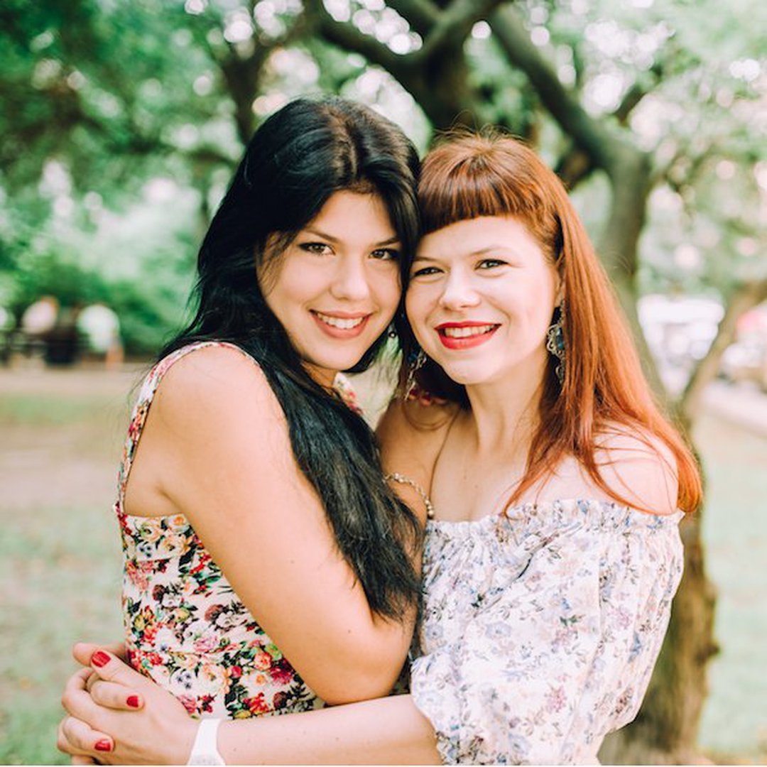 Мама розкажи правду  такою була наша улюблена гра коли наша аня б