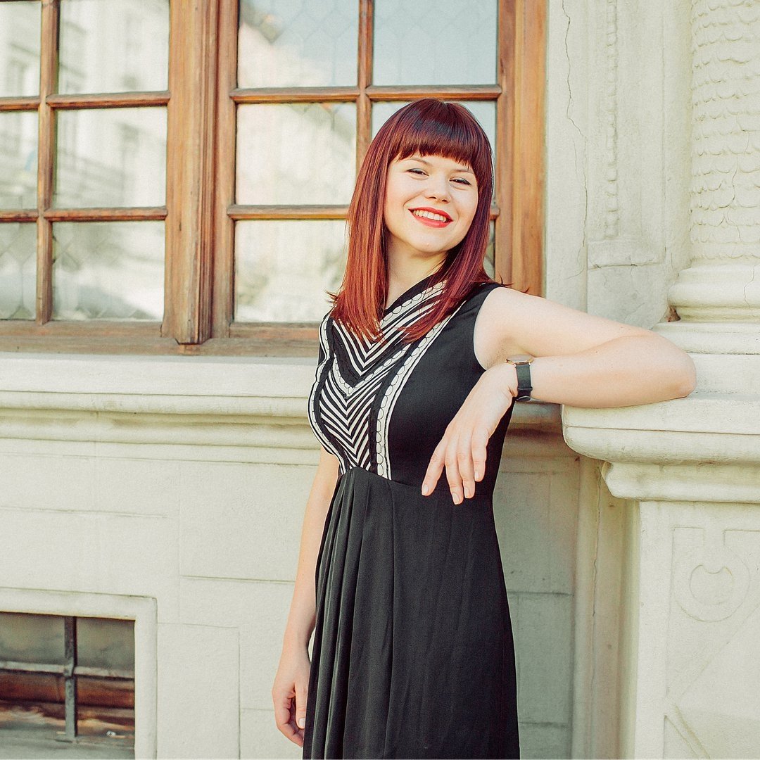 Вони займалися цим  не закрили двер